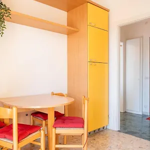 Guest Planet - Intero M1 Gambara , Milano Italia